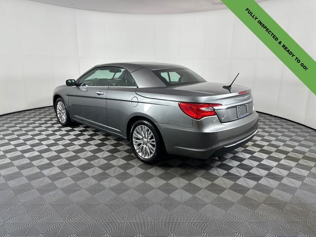 2011 Chrysler 200 Limited