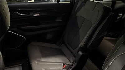 2022 Jeep Grand Cherokee L Laredo