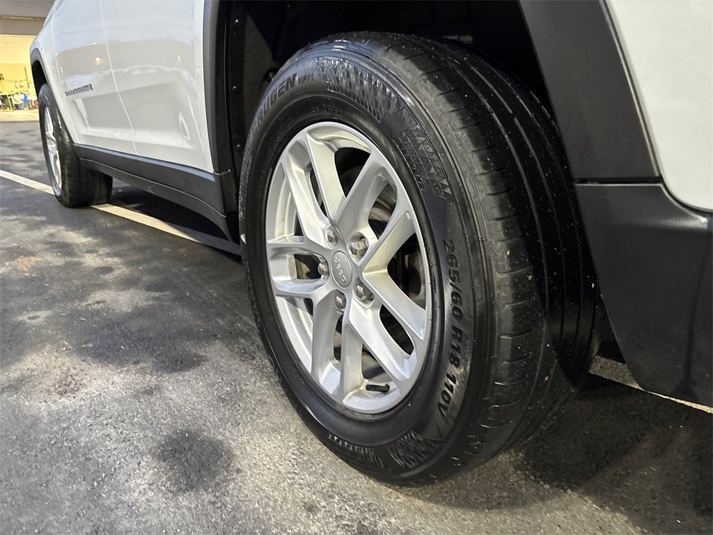 2022 Jeep Grand Cherokee L Laredo