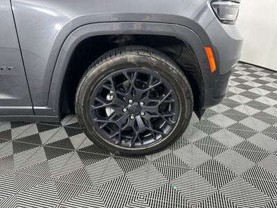 2023 Jeep Grand Cherokee L Summit