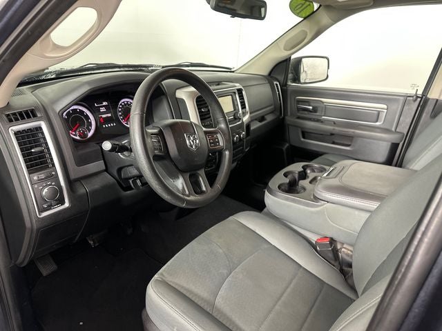 2016 RAM 1500 SLT
