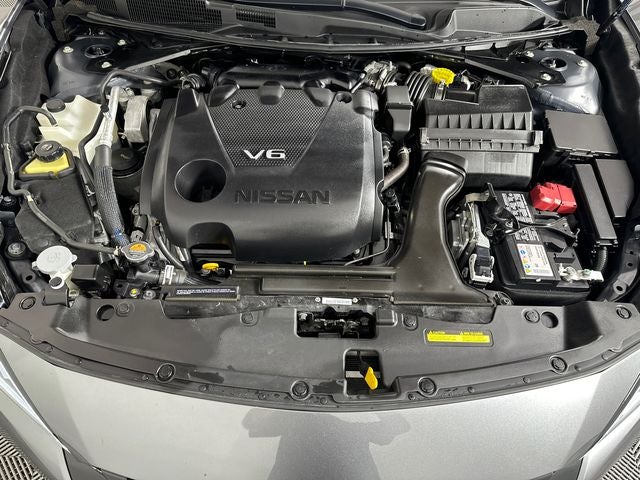 2023 Nissan Maxima SR