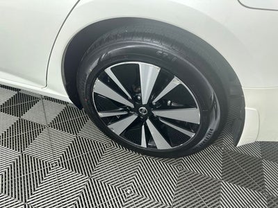2022 Nissan Altima 2.5 SV Premium Package