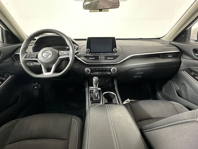 2022 Nissan Altima 2.5 SV Premium Package