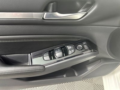 2022 Nissan Altima 2.5 SV Premium Package