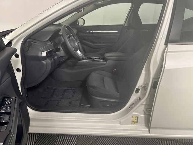 2022 Nissan Altima 2.5 SV Premium Package