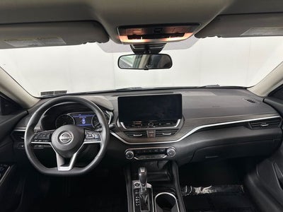 2023 Nissan Altima 2.5 SV Premium Package