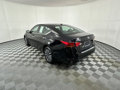 2023 Nissan Altima 2.5 SV Premium Package