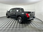 2021 Nissan Titan SV Convenience Package