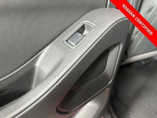 2024 Nissan Frontier PRO-4X Convenience & Technology Package