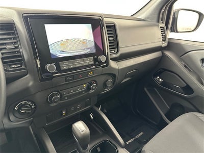 2023 Nissan Frontier SV Midnight Edition & Technology Package