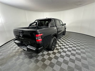 2023 Nissan Frontier SV Midnight Edition & Technology Package