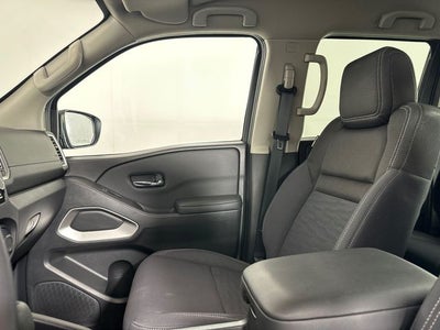 2022 Nissan Frontier SV Technology Package
