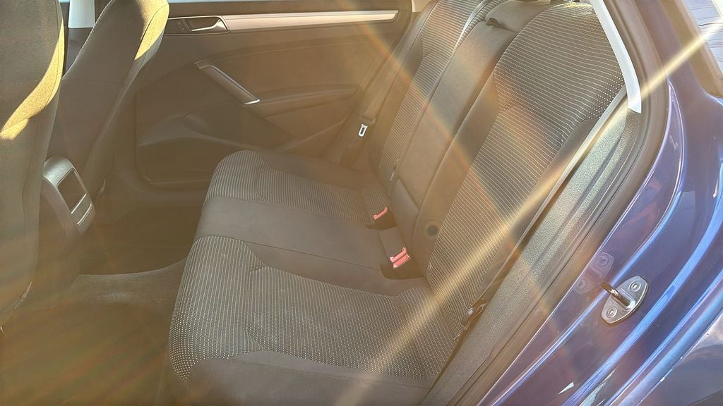 2017 Volkswagen Passat 1.8T S