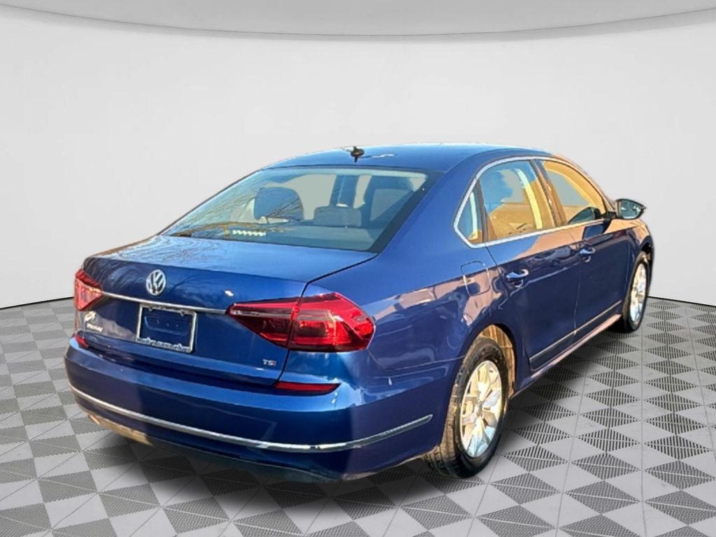 2017 Volkswagen Passat 1.8T S