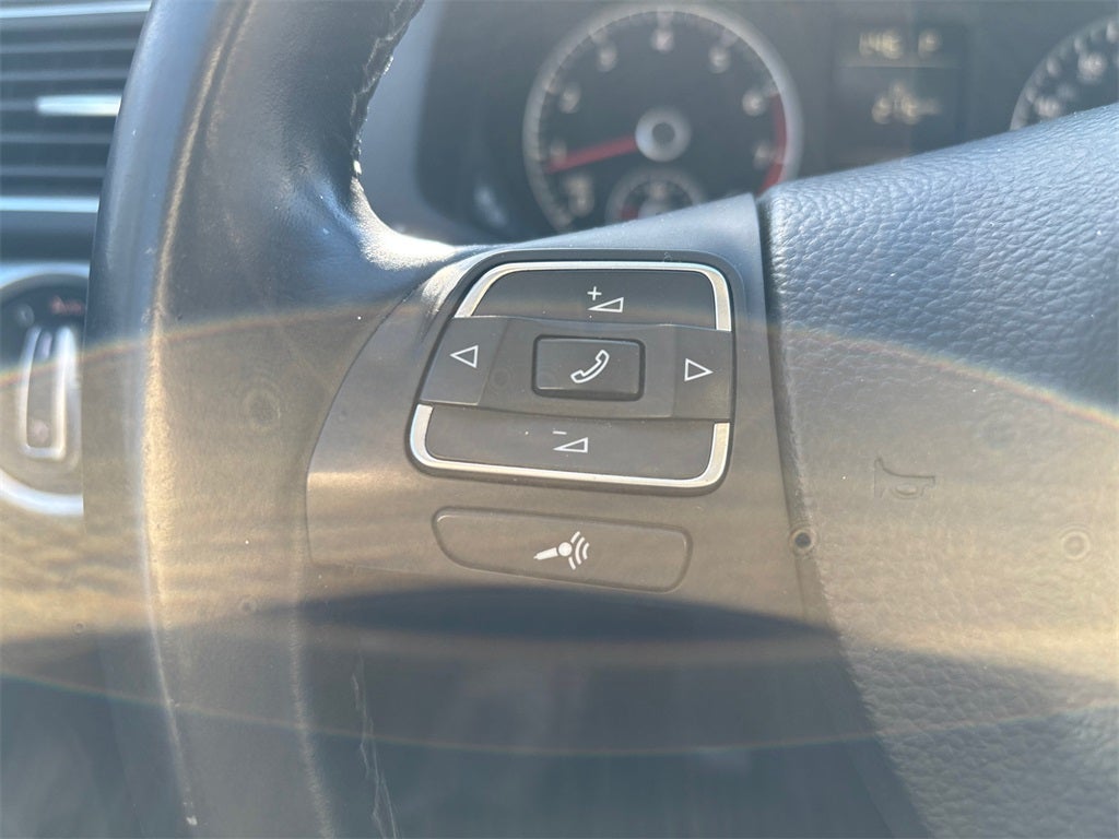 2014 Volkswagen Passat 1.8T Wolfsburg Edition