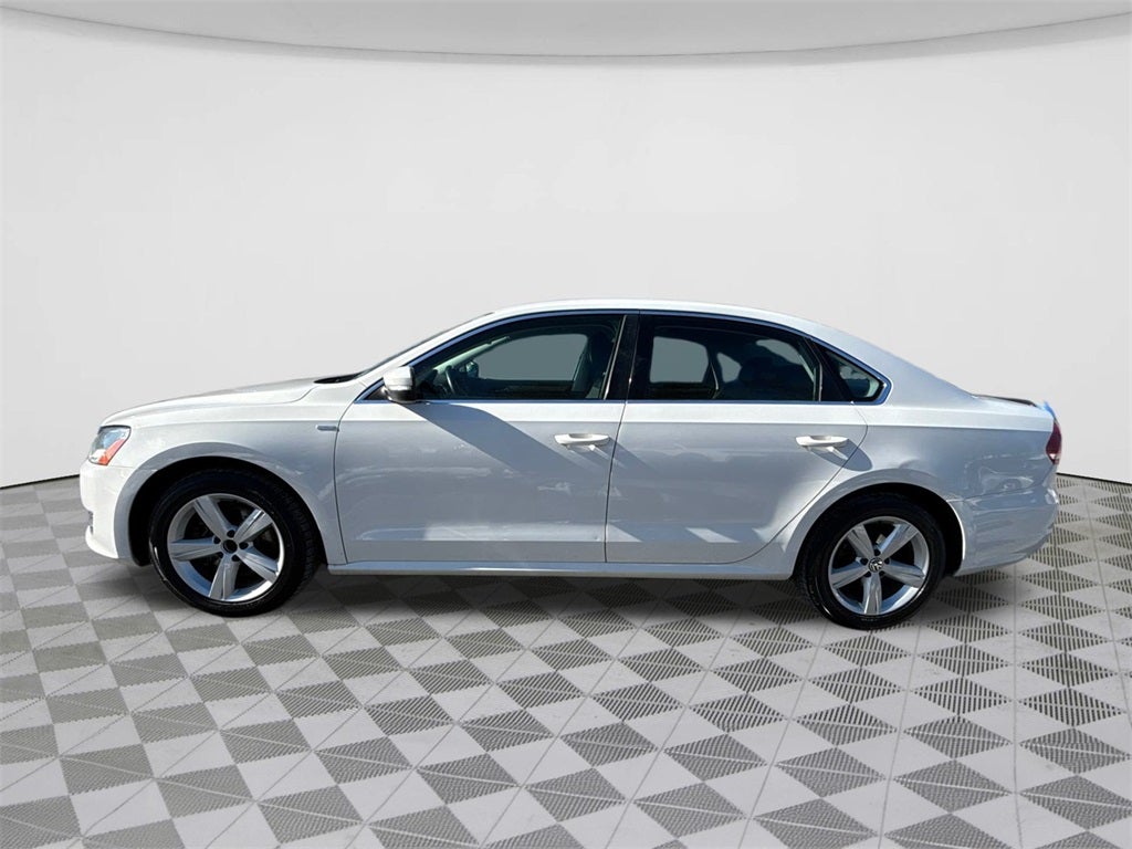 2014 Volkswagen Passat 1.8T Wolfsburg Edition