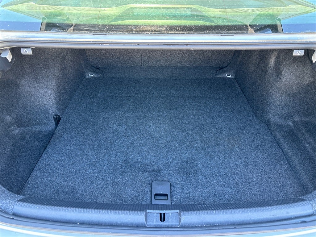 2014 Volkswagen Passat 1.8T Wolfsburg Edition