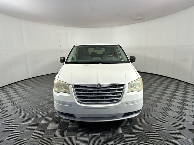 2008 Chrysler Town &amp; Country LX