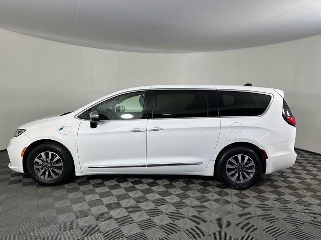 2023 Chrysler Pacifica Hybrid Limited