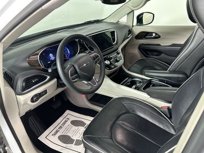 2023 Chrysler Pacifica Hybrid Limited