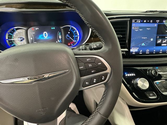 2023 Chrysler Pacifica Hybrid Limited