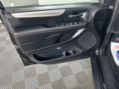 2014 Dodge Grand Caravan R/T