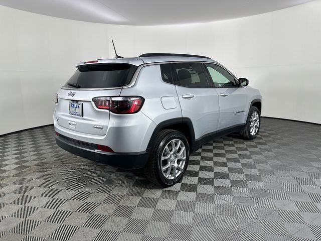 2024 Jeep Compass Latitude Lux