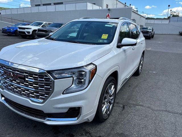 2023 GMC Terrain Denali