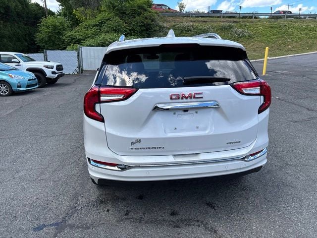 2023 GMC Terrain Denali