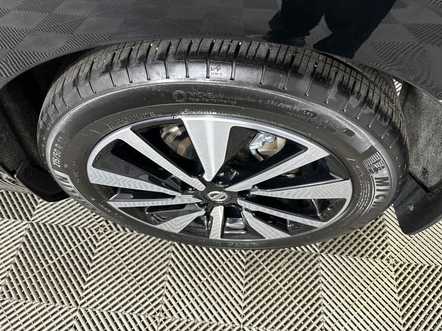 2023 Nissan Sentra SV Premium Package