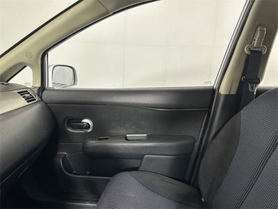 2010 Nissan Versa 1.8 SL