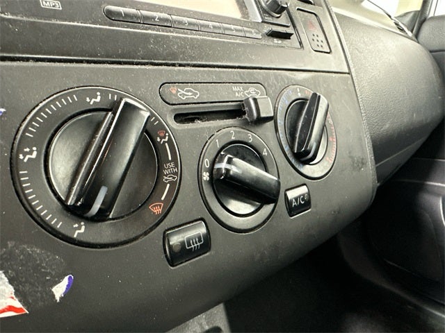 2010 Nissan Versa 1.8 SL