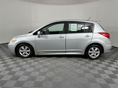 2010 Nissan Versa 1.8 SL