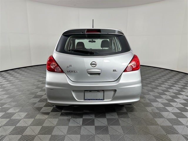 2010 Nissan Versa 1.8 SL