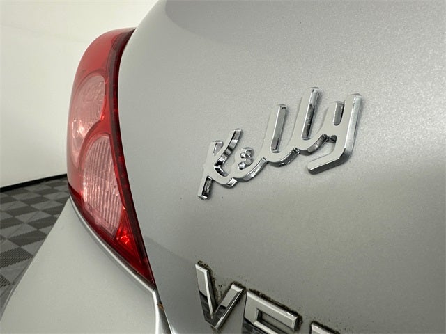 2010 Nissan Versa 1.8 SL