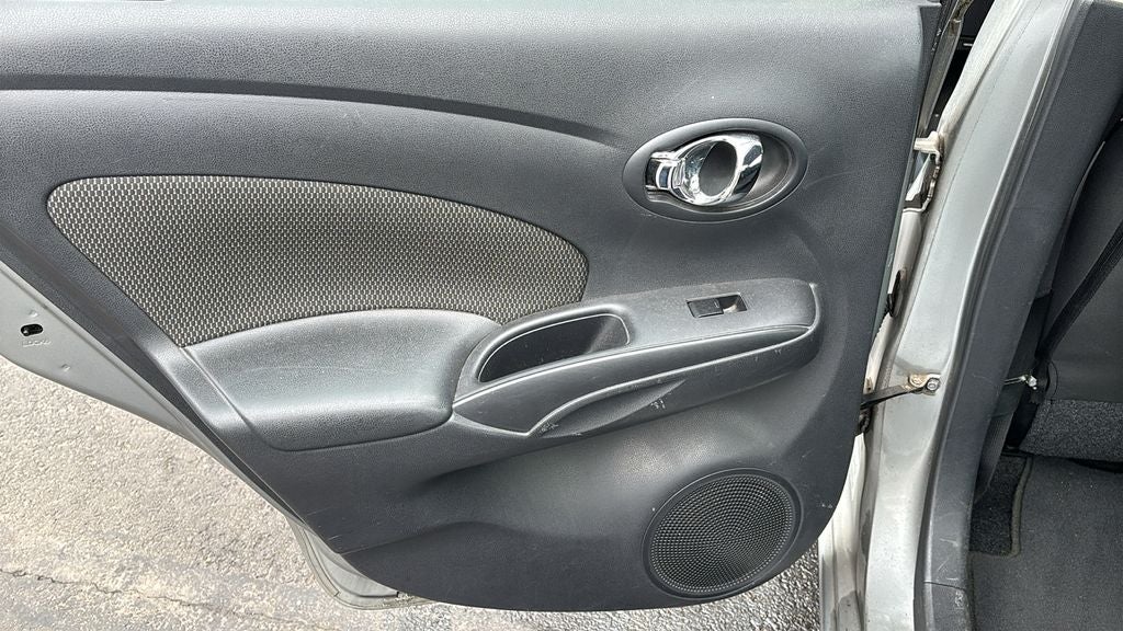 2013 Nissan Versa 1.6 SV