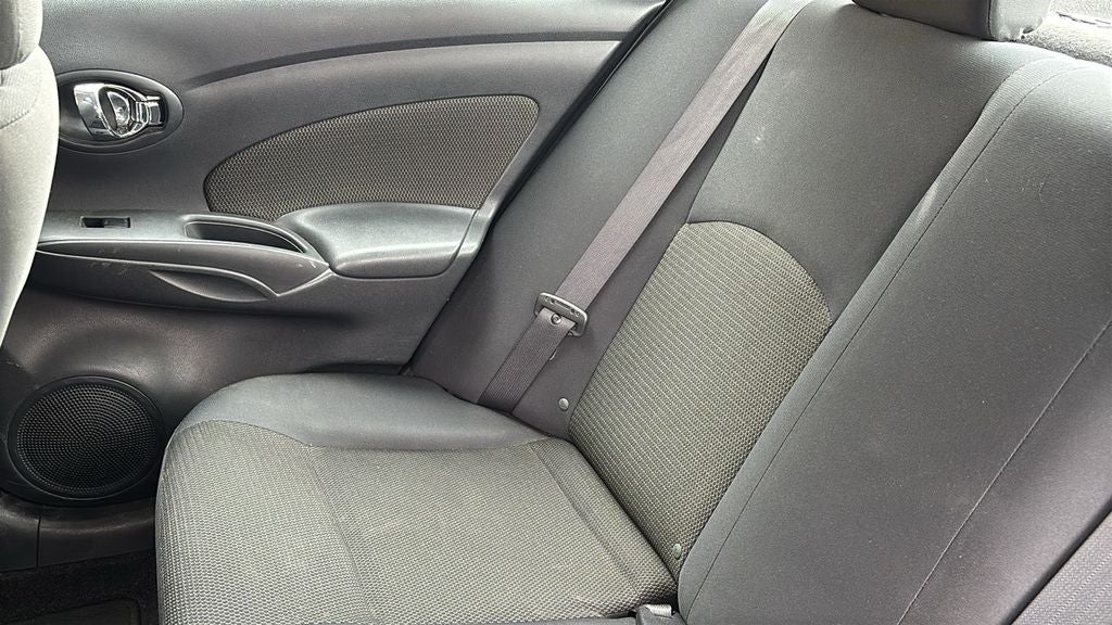 2013 Nissan Versa 1.6 SV