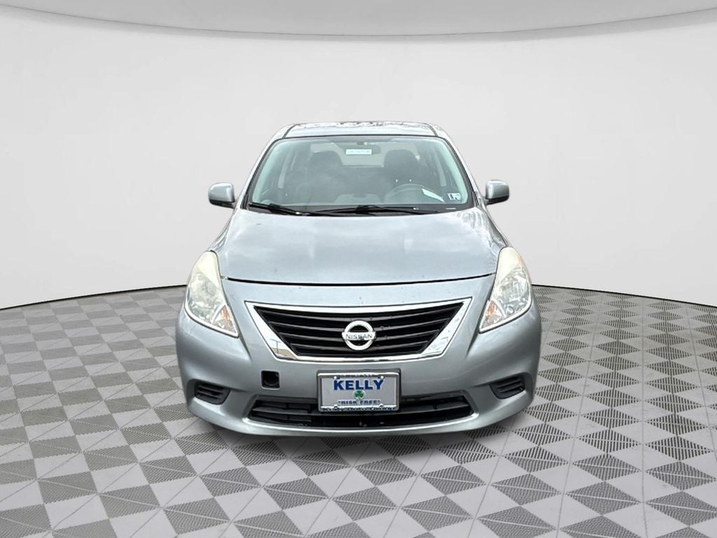 2013 Nissan Versa 1.6 SV