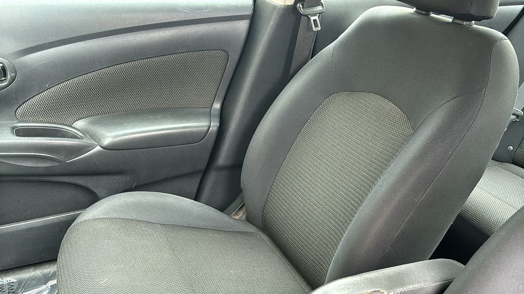 2013 Nissan Versa 1.6 SV