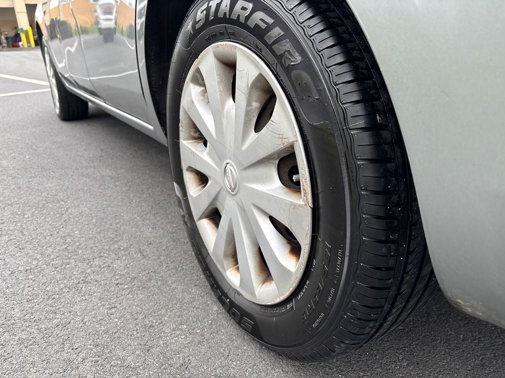 2013 Nissan Versa 1.6 SV