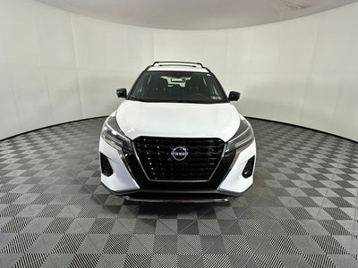 2023 Nissan Kicks SR Interior Electronics Package