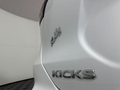 2023 Nissan Kicks SR Interior Electronics Package