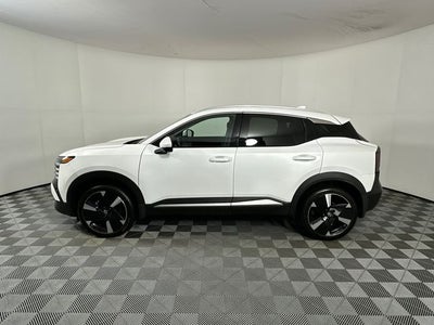 2025 Nissan Kicks SR Interior Electronics Package