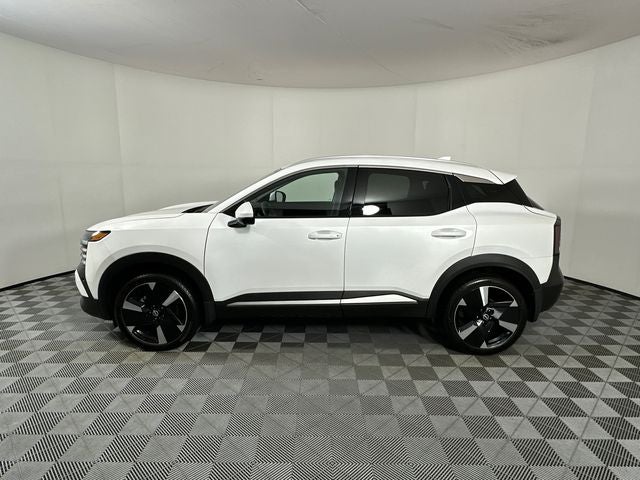 2025 Nissan Kicks SR Interior Electronics Package