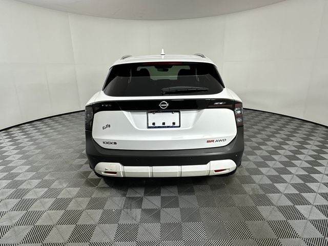 2025 Nissan Kicks SR Interior Electronics Package