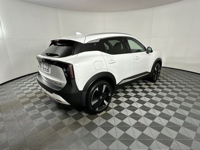 2025 Nissan Kicks SR Interior Electronics Package