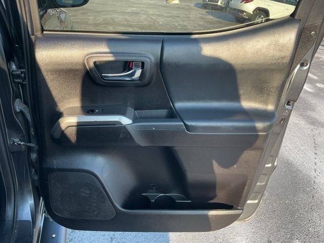 2021 Toyota Tacoma Limited V6