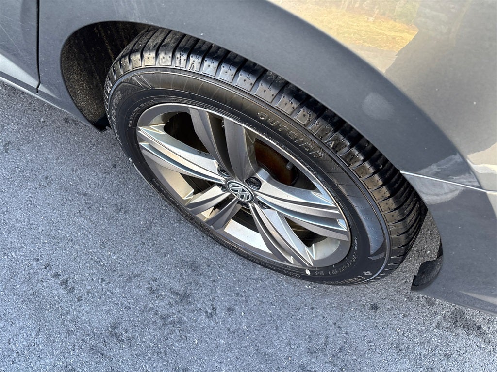 2020 Volkswagen Jetta R-Line