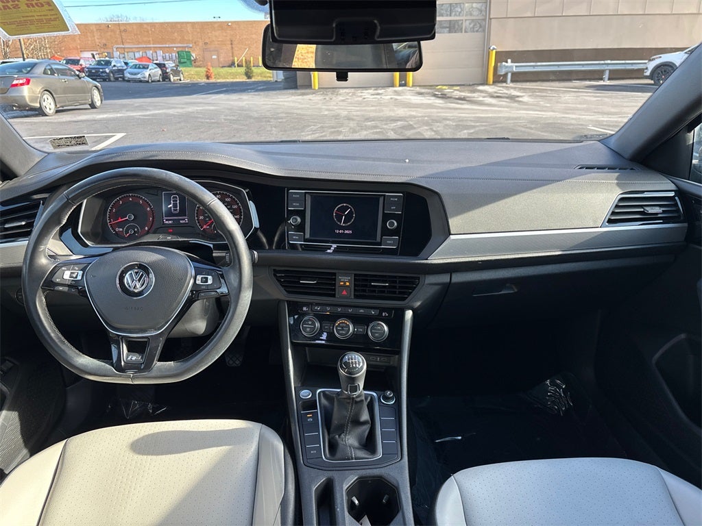 2020 Volkswagen Jetta R-Line